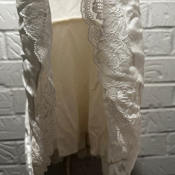 New House Of CB Kaia Mini Dress In Ivory Size Small - Picture 7 of 10